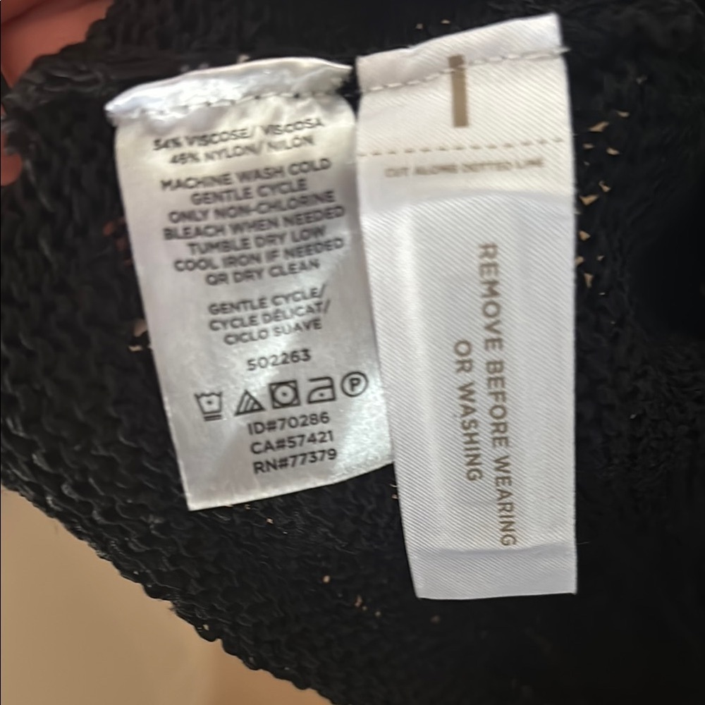 Ann Taylor Women's Black textured sweater Small - Picture 3 of 4